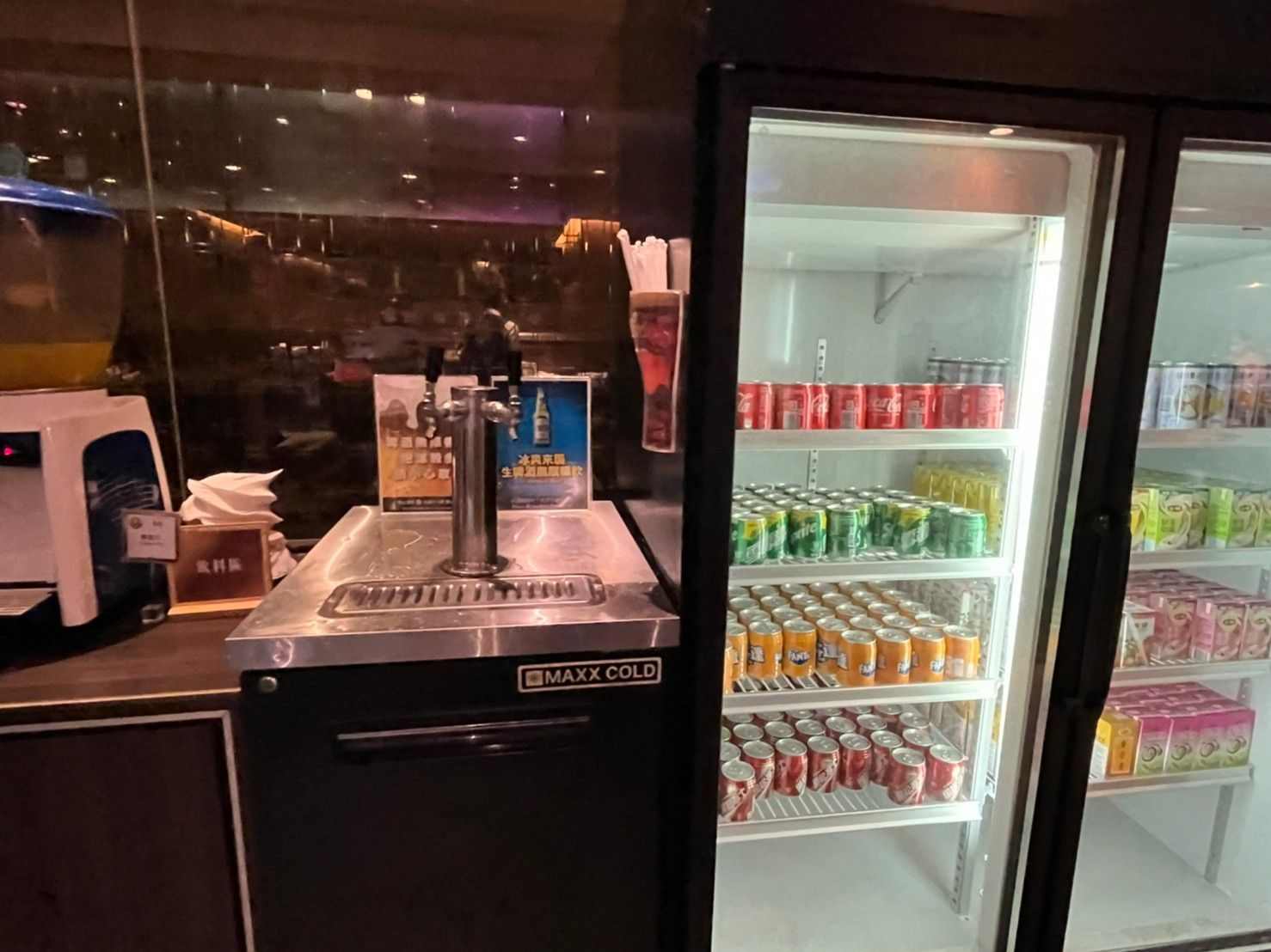 桂冠自助餐 冰箱+啤酒水龍頭